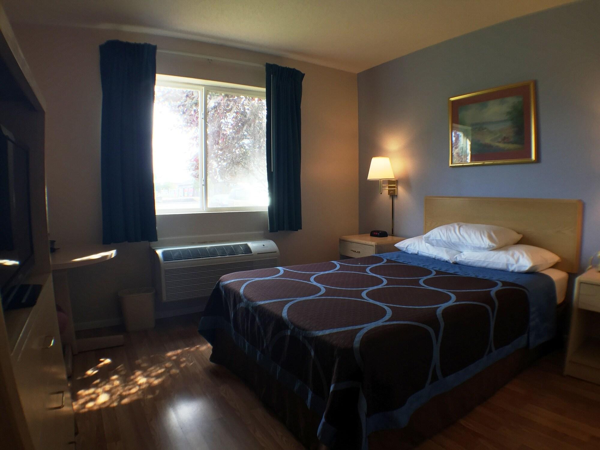 Super 8 By Wyndham Canandaigua Exteriér fotografie