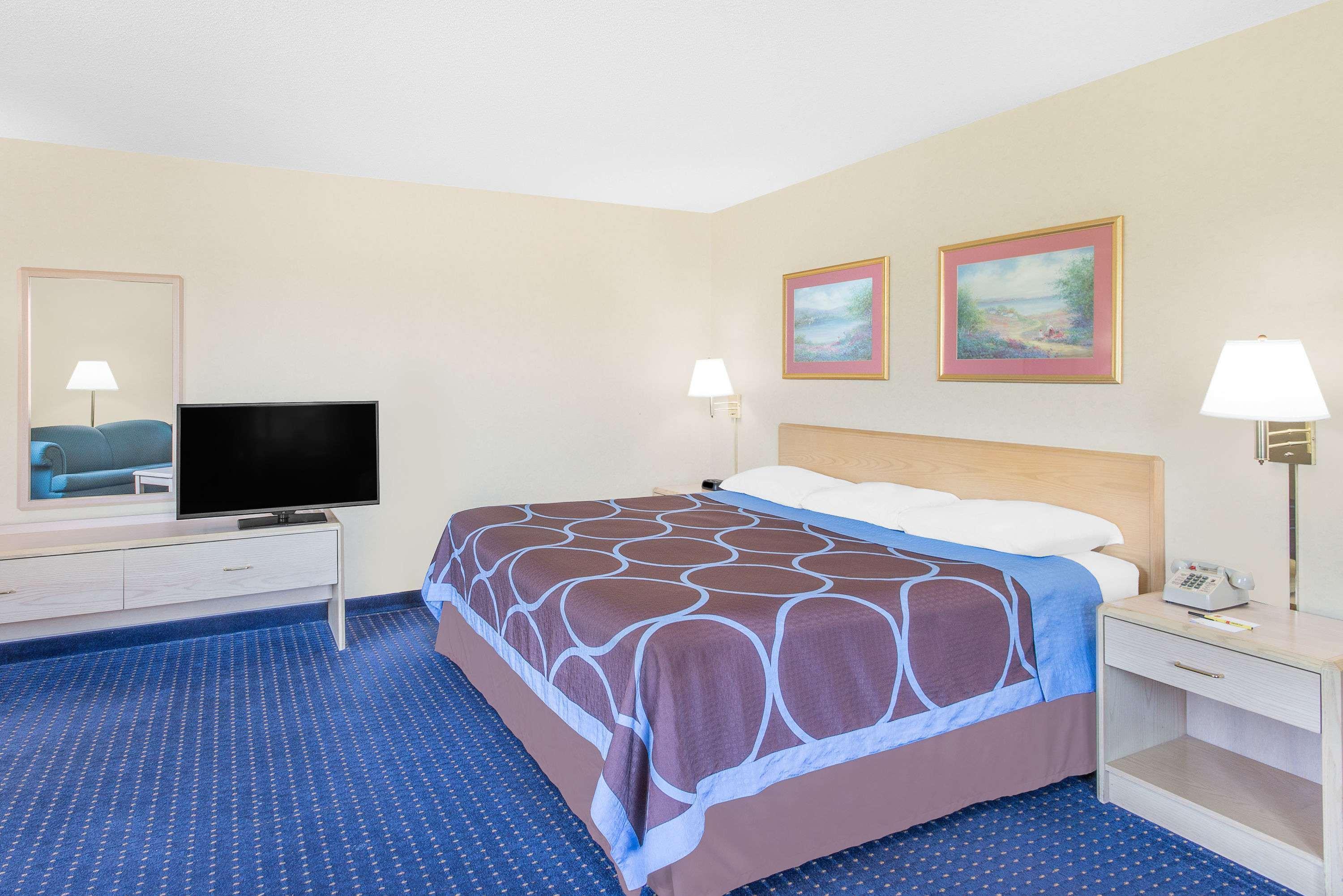 Super 8 By Wyndham Canandaigua Exteriér fotografie